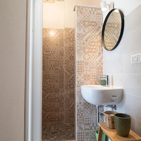 Corte Coronardi - Elegante Casa Campidanese Quartu SantʼElena