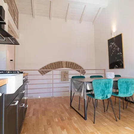 Corte Coronardi - Elegante Casa Campidanese Quartu SantʼElena